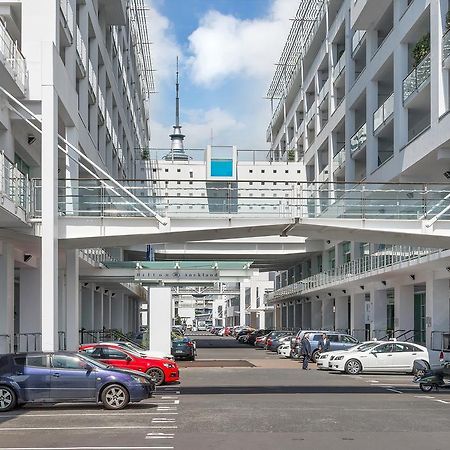 Princes Wharf - Private Apartments Окленд Экстерьер фото