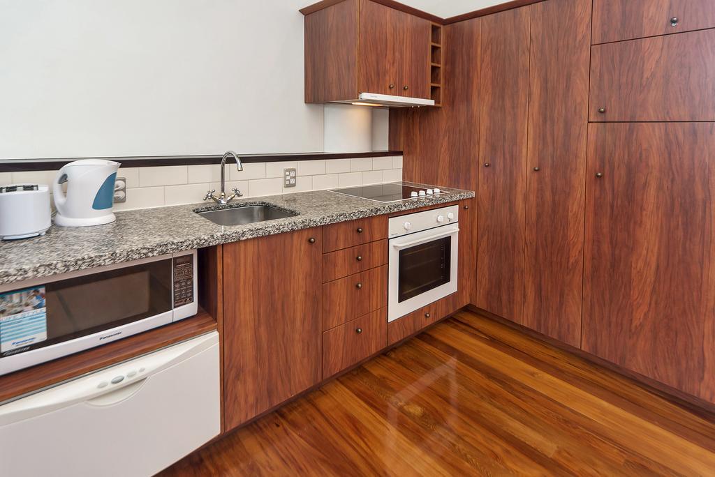 Princes Wharf - Private Apartments Окленд Экстерьер фото
